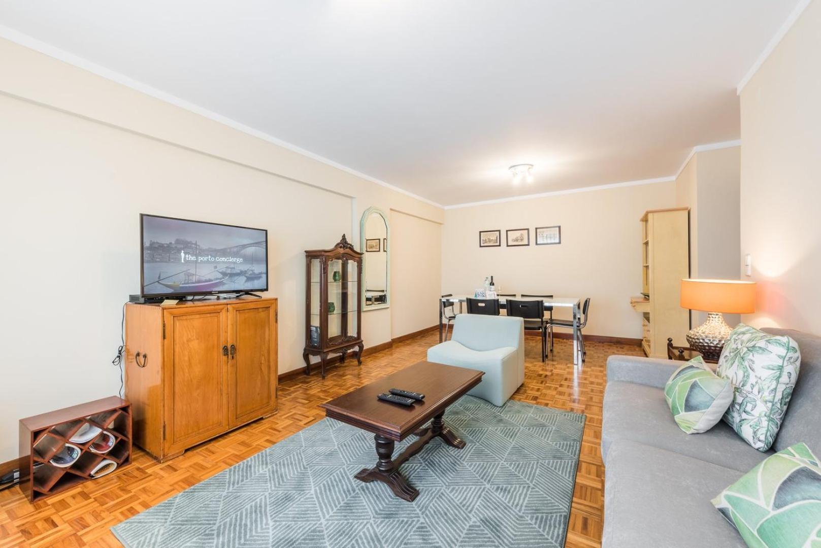 Appartement Guestready - Eclectic Haven In The Heart Of Oporto Extérieur photo